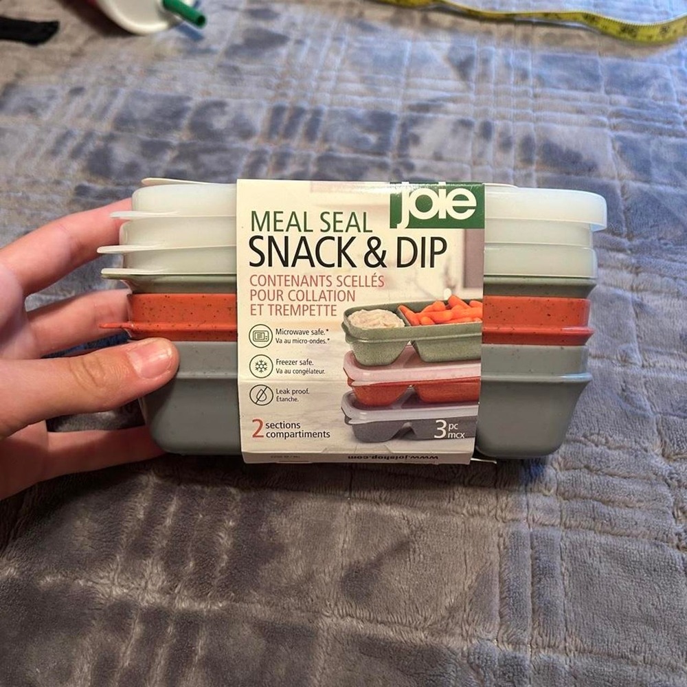 meal/snack containers